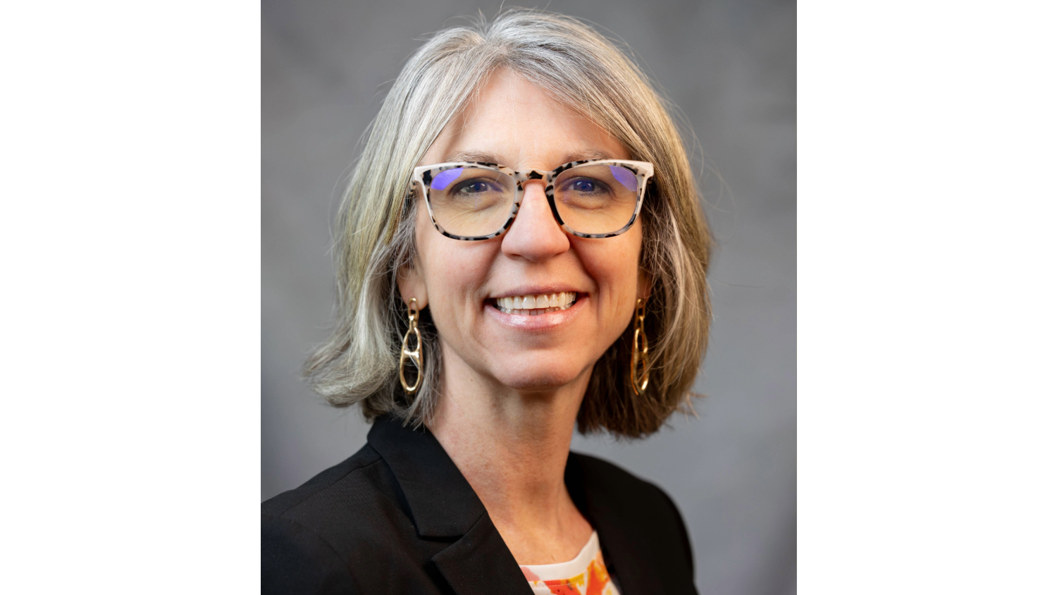 A headshot of Prof. Emily Berglund.